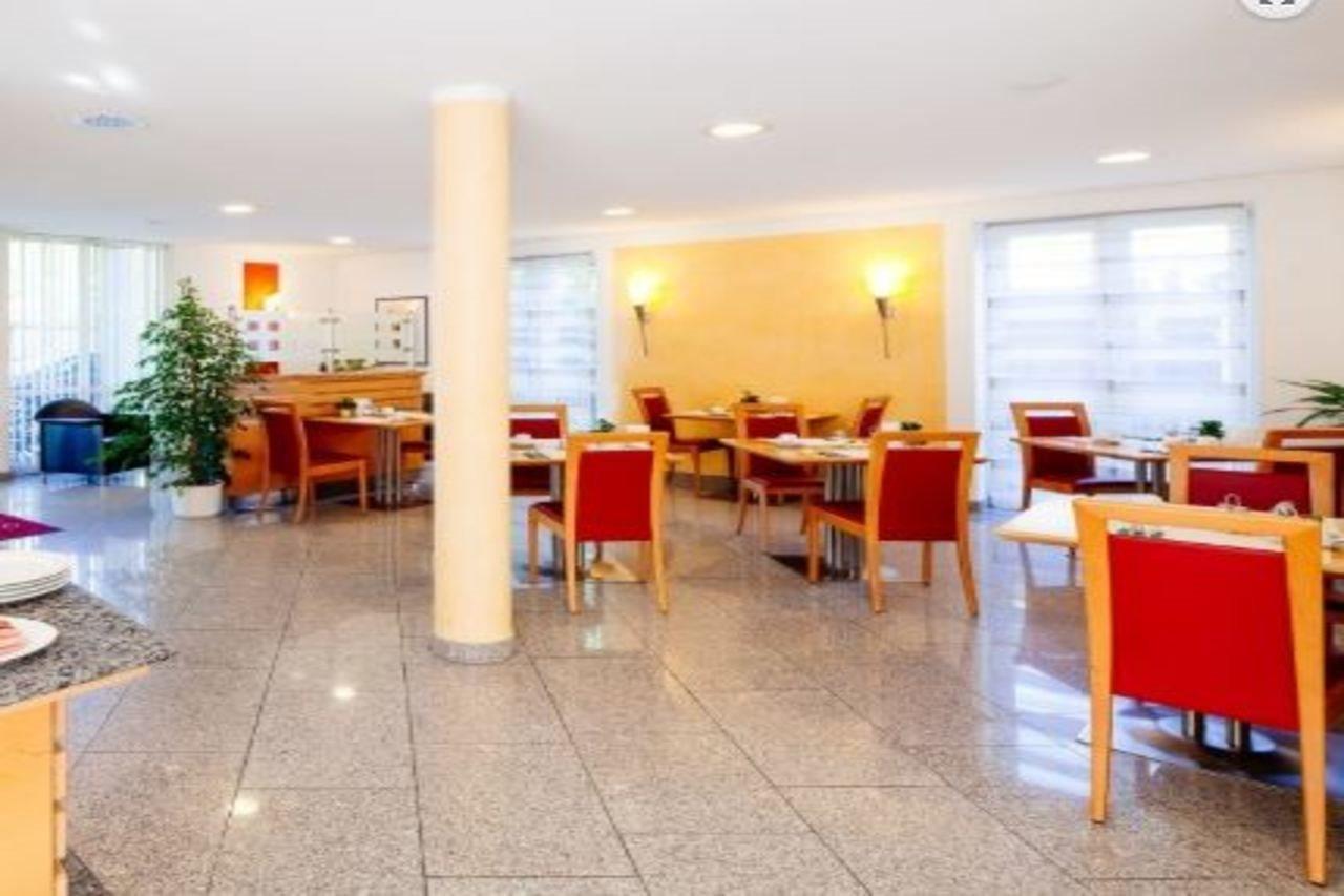 Hotel Graf Lehndorff Zur Messe München Buitenkant foto