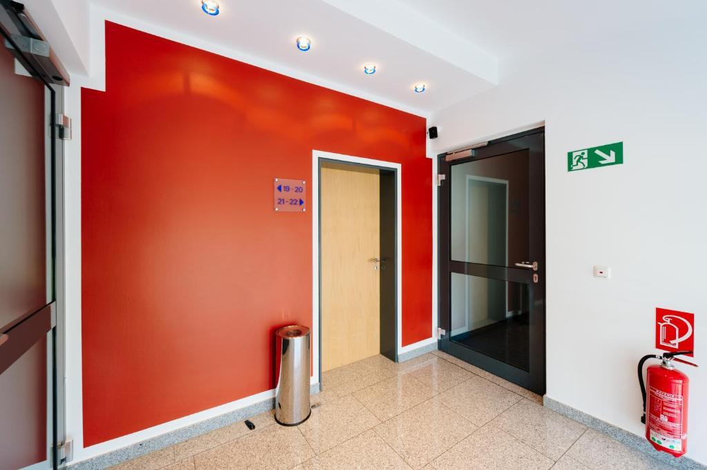 Hotel Graf Lehndorff Zur Messe München Buitenkant foto